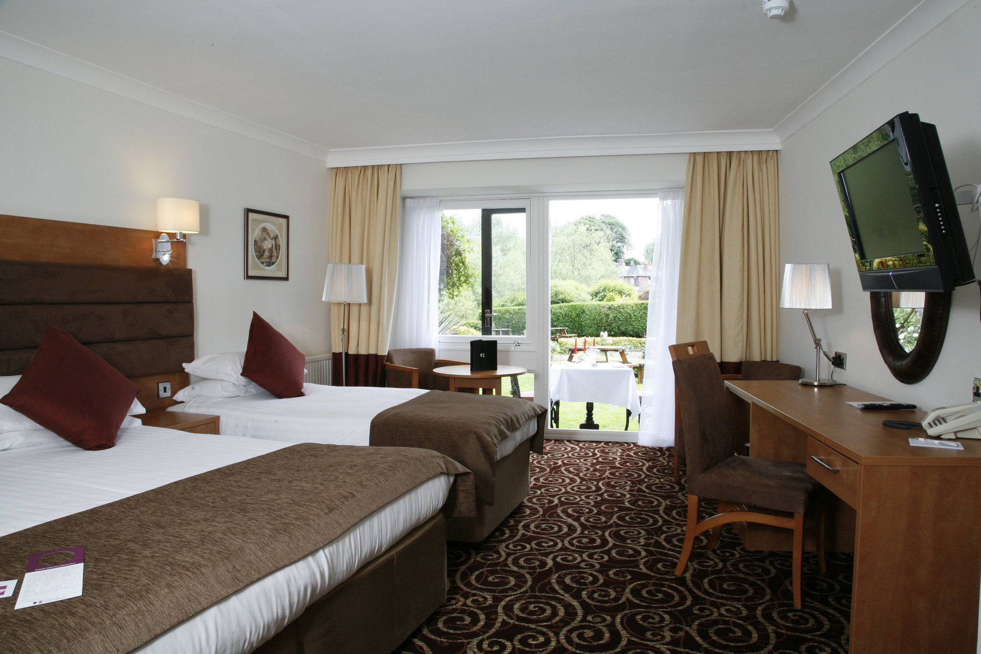 The Legacy Rose & Crown Hotel Salisbury Bilik gambar